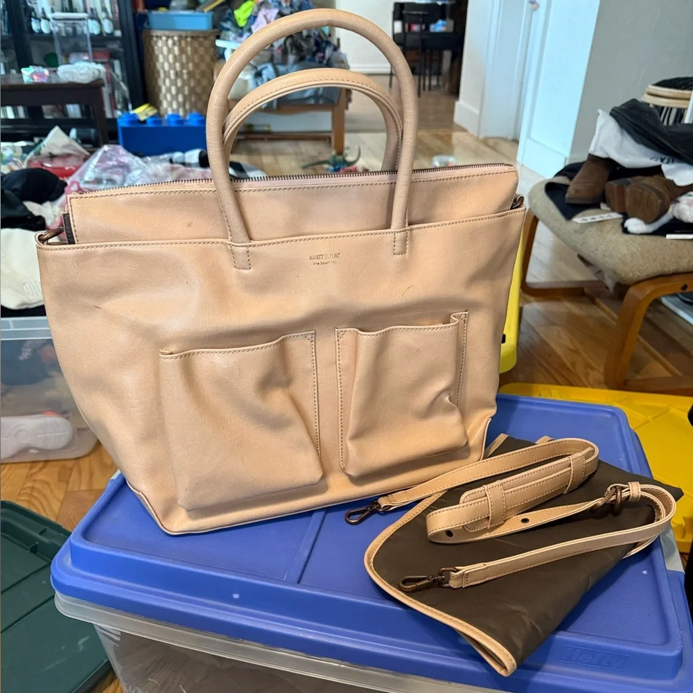 Matt & Nat 'Raylan' Vegan Leather Diaper Bag in Nude